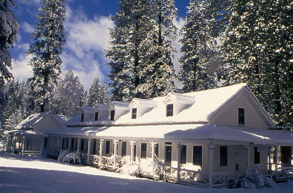 Wawona Hotel Экстерьер фото