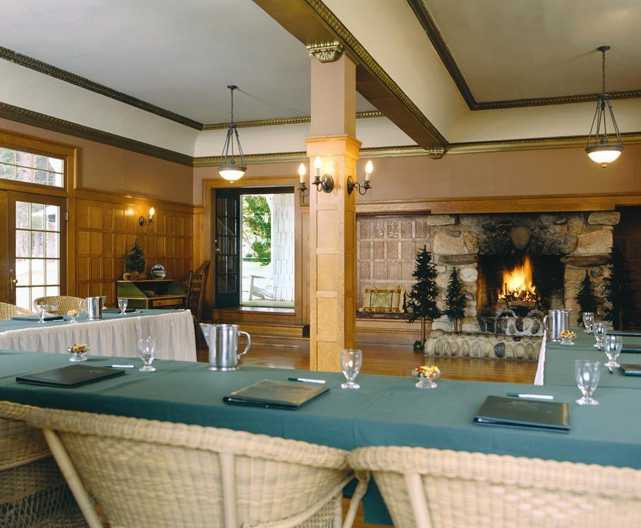 Wawona Hotel Экстерьер фото